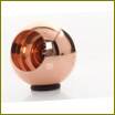 Nella foto: lampada da terra Copper Shade di Tom Dixon